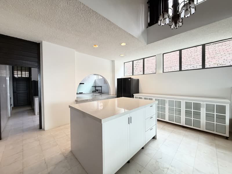 Bungalow House untuk Disewa di Bukit Tunku (Kenny Hills) (Kuala Lumpur) - Sam Hoo - Kitchen - PropertyGuru.com.my