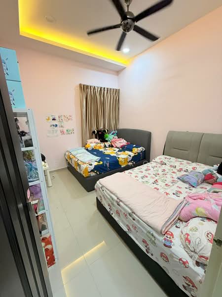 2-storey Terraced House for Sale in Bandar Baru Permas Jaya (Permas Jaya) - Kelvin Koay - Bedroom - PropertyGuru.com.my