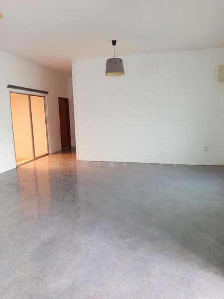 Bungalow House untuk Disewa di Sungai Buloh (Selangor) - Jasmine Lee - Living Room - PropertyGuru.com.my