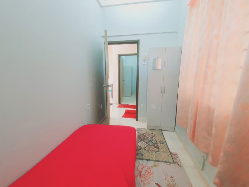 Apartment for Sale at Pangsapuri Bukit Beruang Bestari (University View) - CHIN FN - Bedroom - PropertyGuru.com.my