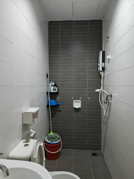 Service Residence for Sale at Palazio - Jas Tay - Bathroom - PropertyGuru.com.my