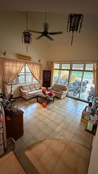 Semi-Detached House for Rent in Taman Pelangi (Johor Bahru) - Win Tan - PropertyGuru.com.my