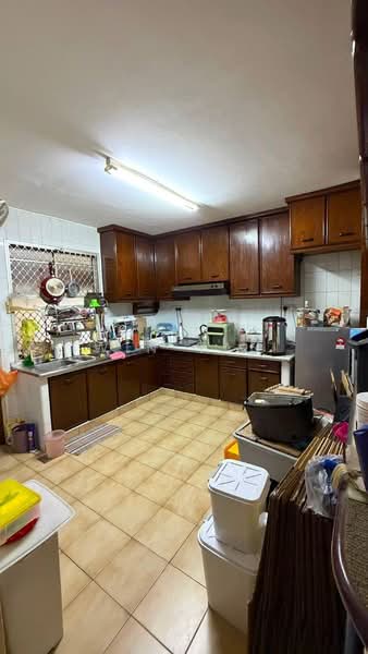 Semi-Detached House for Rent in Taman Pelangi (Johor Bahru) - Win Tan - PropertyGuru.com.my