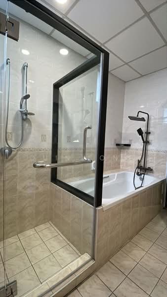 Kondominium untuk Disewa di Sri Pangkor Condominium - Quin Fong - Bathroom - PropertyGuru.com.my