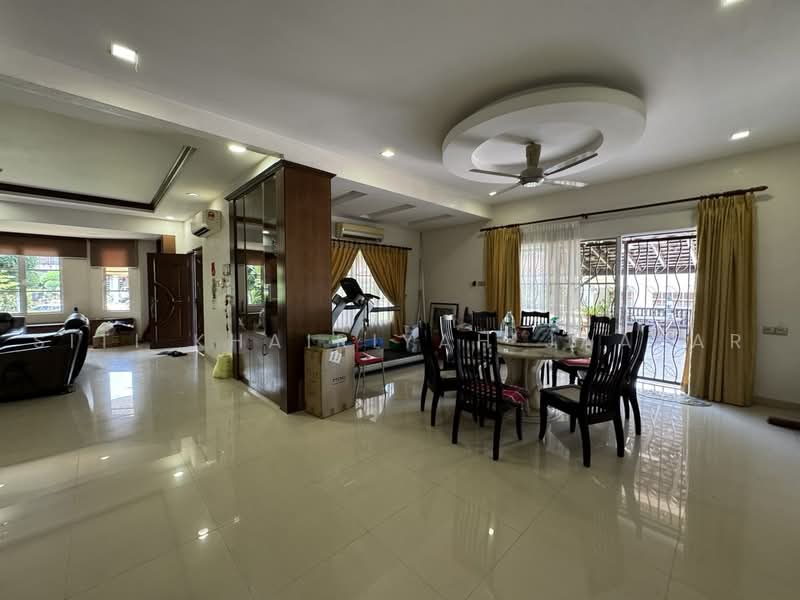 Semi-Detached House for Sale in Seksyen 13 (Shah Alam) - SITI KHAIRIYAH JAAFAR - PropertyGuru.com.my