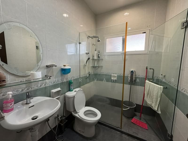 Semi-Detached House for Sale in Seksyen 13 (Shah Alam) - SITI KHAIRIYAH JAAFAR - PropertyGuru.com.my