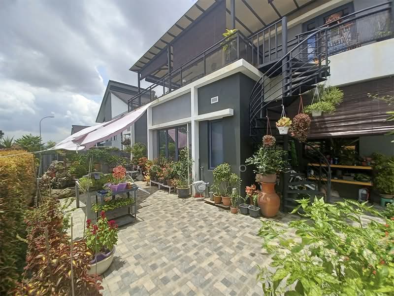 Semi-Detached House for Sale in Sungai Buloh (Selangor) - Lucas Loh - Exterior - PropertyGuru.com.my