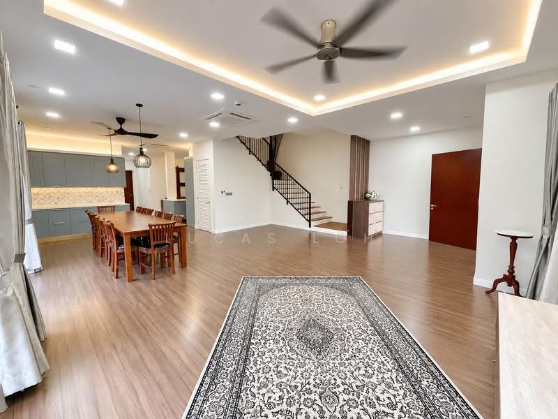 Rumah Berkembar untuk Dijual di Sungai Buloh (Selangor) - Lucas Loh - Dining Room - PropertyGuru.com.my