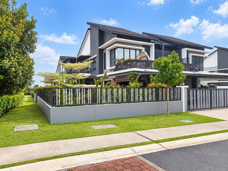 Rumah Berkembar untuk Dijual di Sungai Buloh (Selangor) - Lucas Loh - Exterior - PropertyGuru.com.my