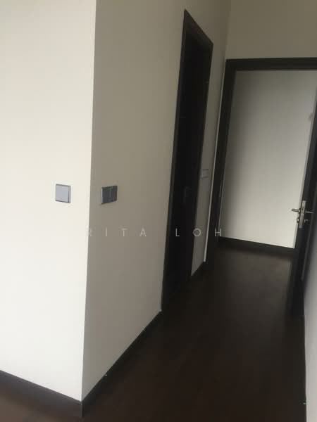 Condominium for Sale at The Estate - Rita Loh - Corridor - PropertyGuru.com.my