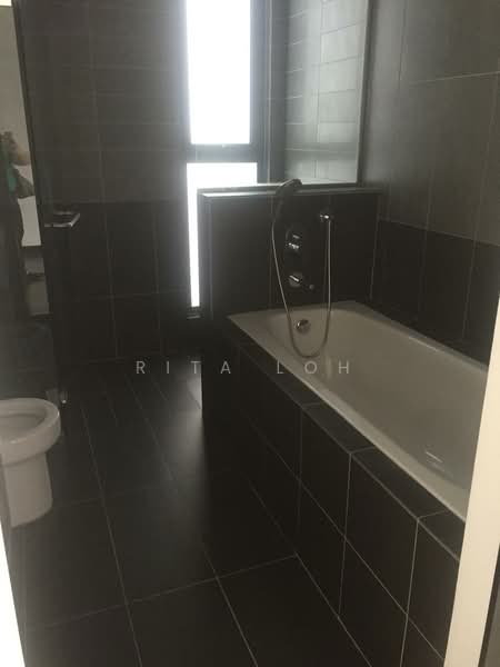 Condominium for Sale at The Estate - Rita Loh - Bathroom - PropertyGuru.com.my