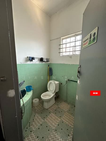 Commercial Semi-D for Sale in George Town (Penang) - Jiasin Yap - Bathroom - PropertyGuru.com.my