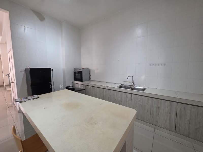 Cluster House for Rent in Bukit Indah (Iskandar Puteri (Nusajaya)) - Grace Chiew - Kitchen - PropertyGuru.com.my