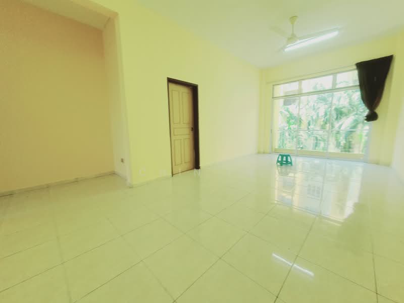 Apartment for Sale at Pangsapuri Bukit Beruang Bestari (University View) - CHIN FN - Living Room - PropertyGuru.com.my