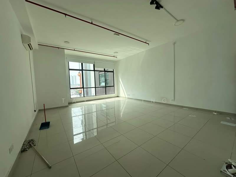 Shop / Office untuk Dijual di Taman Austin Perdana (Tebrau) - Tay Ai Ting - Interior - PropertyGuru.com.my