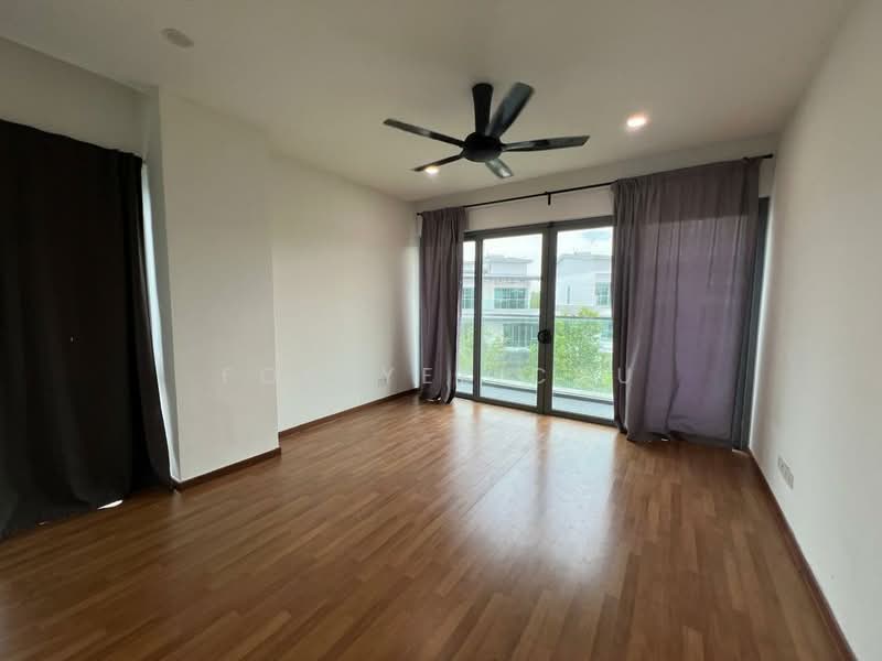 Bungalow House for Sale in Taman Molek (Johor Bahru) - Foo Yee Chu - PropertyGuru.com.my