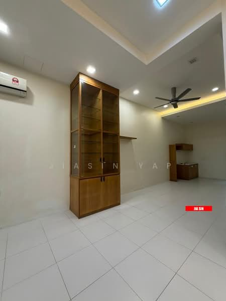 Rumah Teres 3-Tingkat untuk Dijual di Tanjung Bungah (Penang) - Jiasin Yap - Living Room - PropertyGuru.com.my