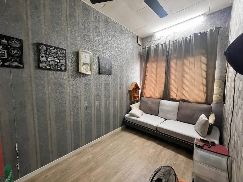 2-storey Terraced House for Sale in Taman Mawar (Pasir Gudang) - Arif MS - Living Room - PropertyGuru.com.my