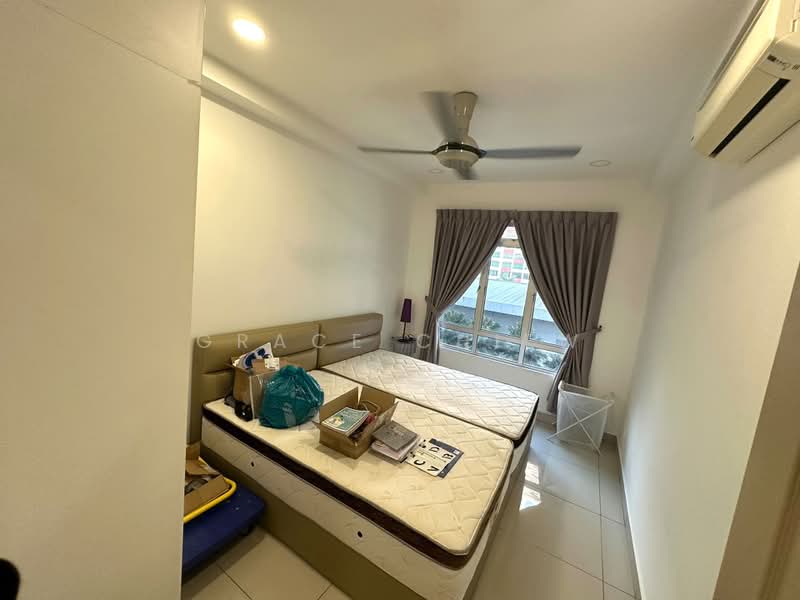 Apartment for Sale at Austin Suites (Permata Austin) - Grace Chiew - Bedroom - PropertyGuru.com.my