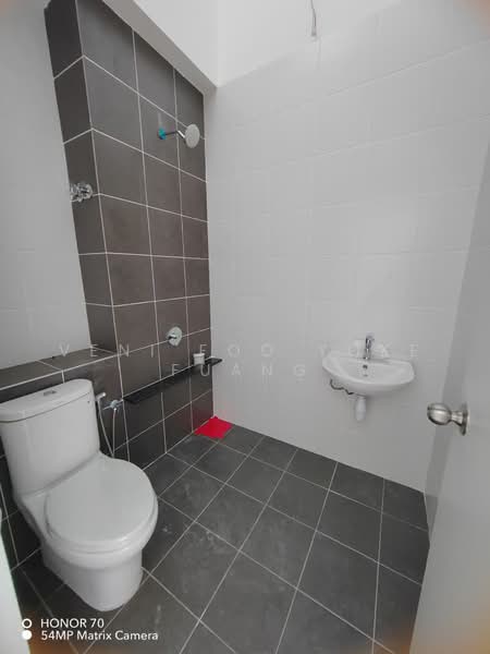 Rumah Teres 2-Tingkat untuk Disewa di Setia Alam (Selangor) - Veni Foo Yoke Fuang - Bathroom - PropertyGuru.com.my