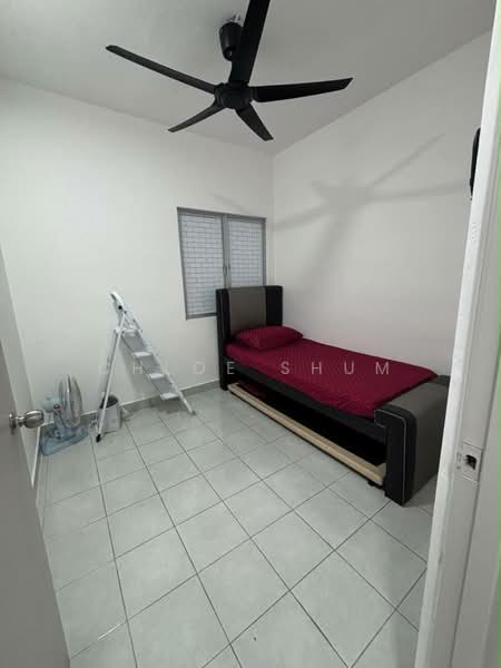 Kediaman Servis untuk Disewa di Residensi Taman Pelangi Indah - Chloe Shum - Bedroom - PropertyGuru.com.my