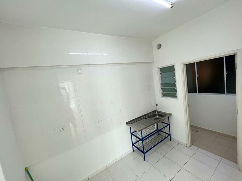 Condominium for Rent at i-Santorini - Elaine Lee - Kitchen - PropertyGuru.com.my