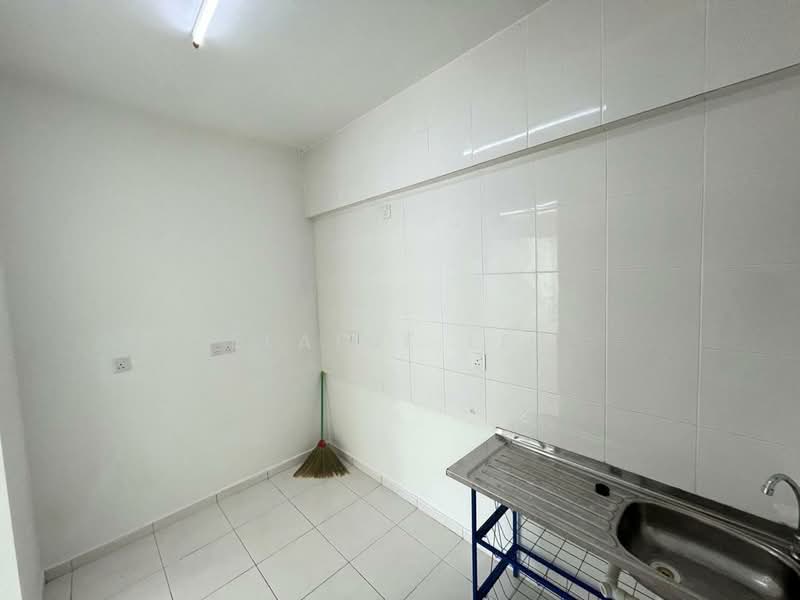 Condominium for Rent at i-Santorini - Elaine Lee - Kitchen - PropertyGuru.com.my
