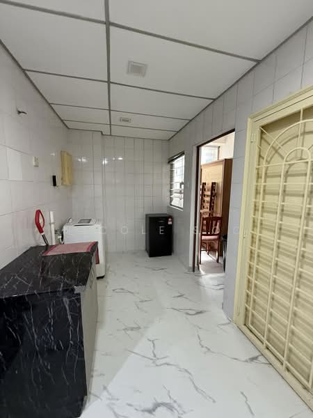 Kondominium untuk Disewa di Bayu Angkasa - Nicole Soo - Kitchen - PropertyGuru.com.my