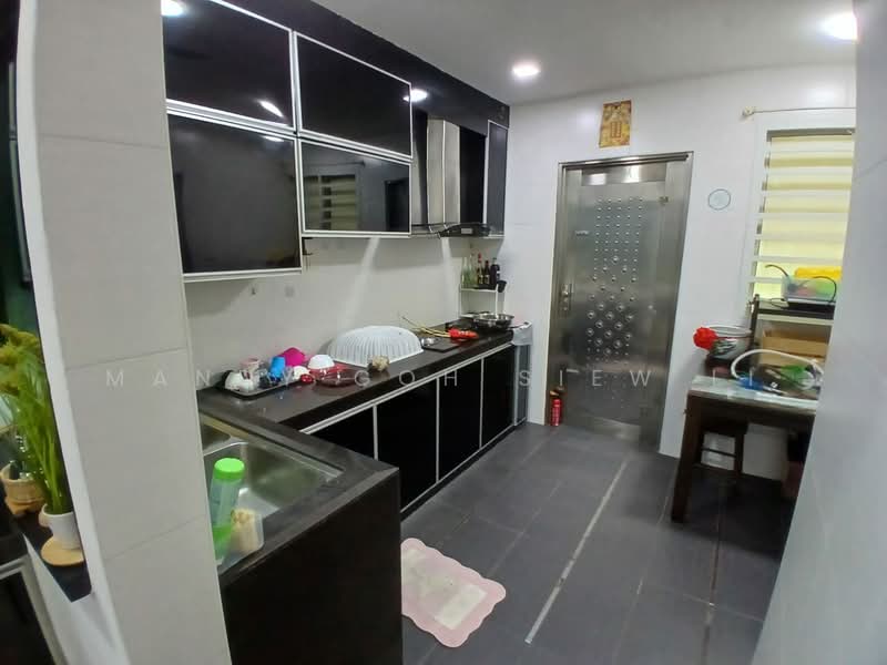 Rumah Teres 2-Tingkat untuk Disewa di Ulu Tiram (Johor) - Mandy Goh Siew Li - Kitchen - PropertyGuru.com.my