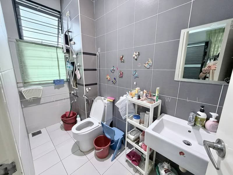 Semi-Detached House for Sale in Taman Nusa Idaman (Iskandar Puteri (Nusajaya)) - Mandy Goh Siew Li - Bathroom - PropertyGuru.com.my