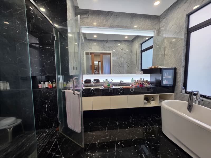 Bungalow House for Sale in Seputeh (Kuala Lumpur) - Sam Hoo - Bathroom - PropertyGuru.com.my