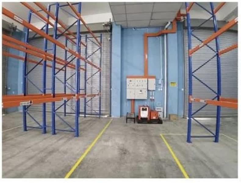 Gudang untuk Disewa di Taman Perindustrian Meranti (Puchong) - H.K Ching - Interior - PropertyGuru.com.my