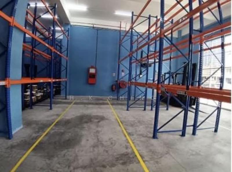 Gudang untuk Disewa di Taman Perindustrian Meranti (Puchong) - H.K Ching - Interior - PropertyGuru.com.my