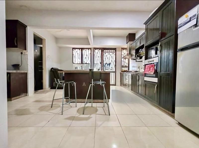 Terraced House for Sale in Kipark Sri Utara (Batu) - Edward Yap - Kitchen - PropertyGuru.com.my
