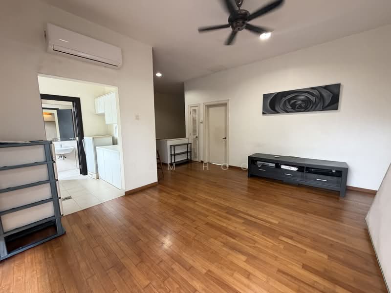 Semi-Detached House for Sale in Mutiara Seputeh (Seputeh) - Sam Hoo - Living Room - PropertyGuru.com.my