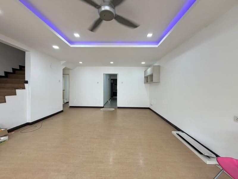 2-storey Terraced House for Sale in Bandar Country Homes (Rawang) - Danny Wong - Living Room - PropertyGuru.com.my