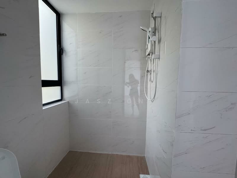 Service Residence for Sale at Country Garden Central Park - Jasz Ong - PropertyGuru.com.my