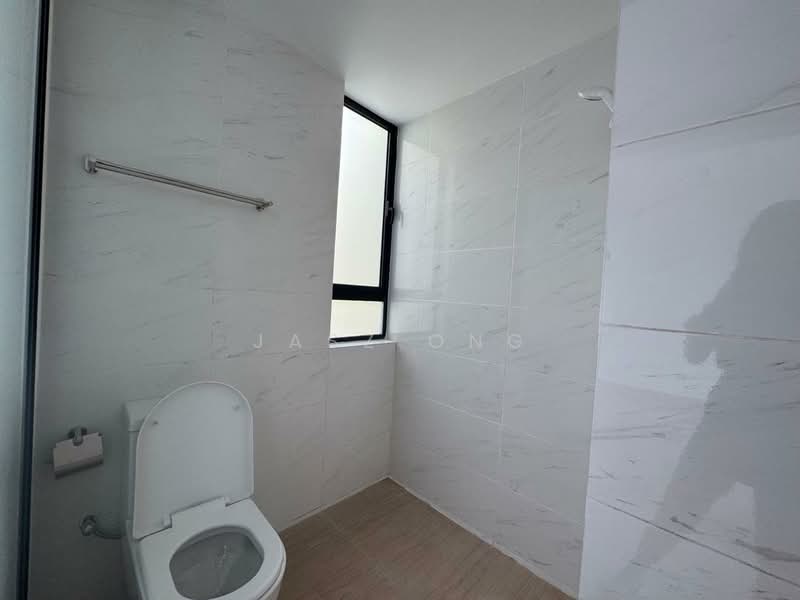 Service Residence for Sale at Country Garden Central Park - Jasz Ong - PropertyGuru.com.my