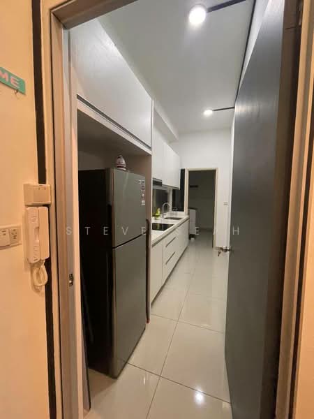 Condominium for Rent at Meridin Suites Residences @ The Meridin - Steve Seah - Kitchen - PropertyGuru.com.my