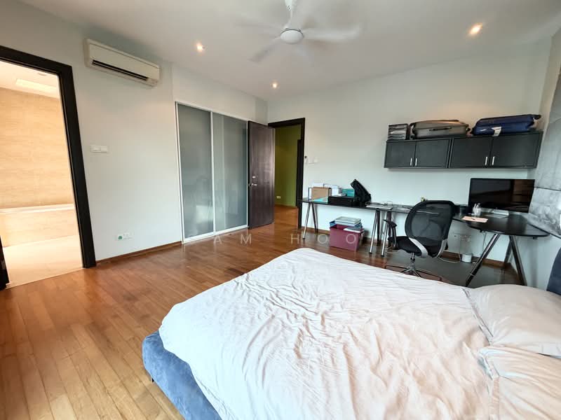 Semi-Detached House for Sale in Mutiara Seputeh (Seputeh) - Sam Hoo - Bedroom - PropertyGuru.com.my