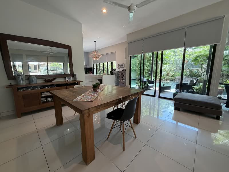 Semi-Detached House for Sale in Mutiara Seputeh (Seputeh) - Sam Hoo - Dining Room - PropertyGuru.com.my