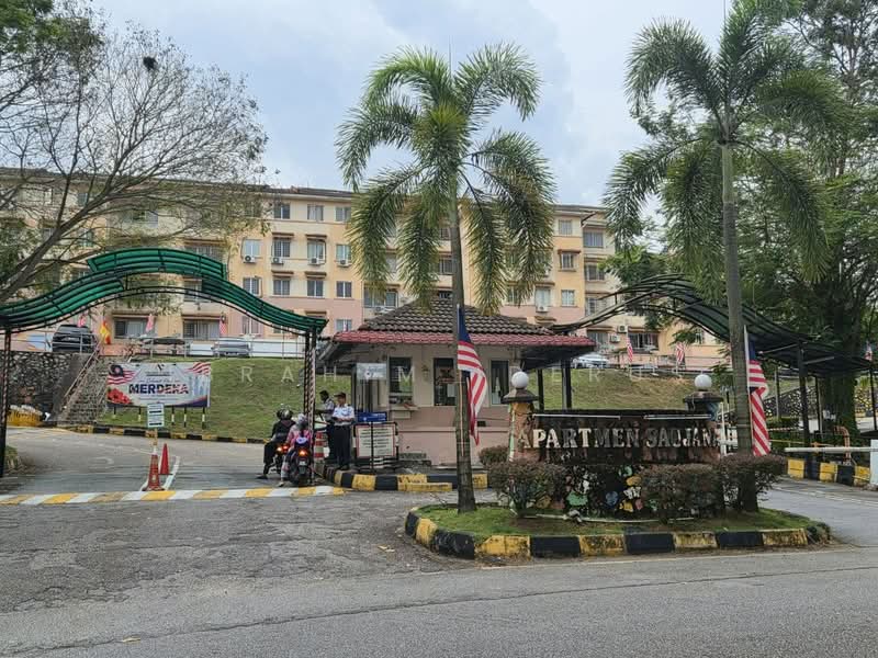 Pangsapuri untuk Dijual di saujana apartment - Ibrahim Iderus - Exterior - PropertyGuru.com.my