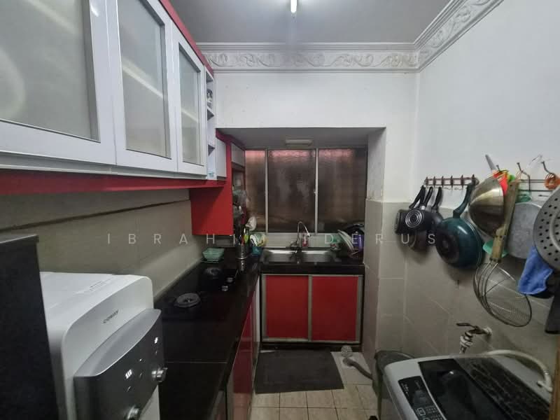 Pangsapuri untuk Dijual di saujana apartment - Ibrahim Iderus - Kitchen - PropertyGuru.com.my