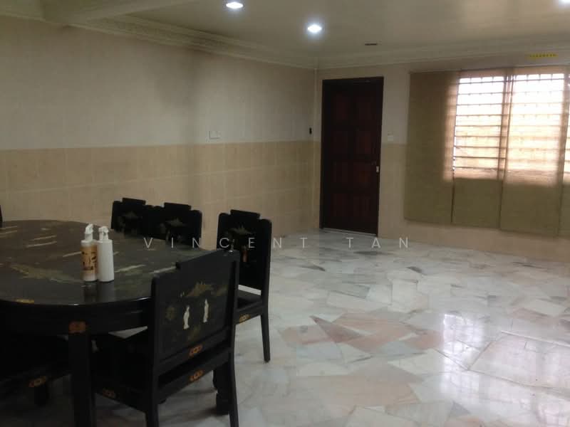 Rumah Teres 3-Tingkat untuk Dijual di Taman Cahaya (Ampang) - Vincent Tan - Dining Room - PropertyGuru.com.my