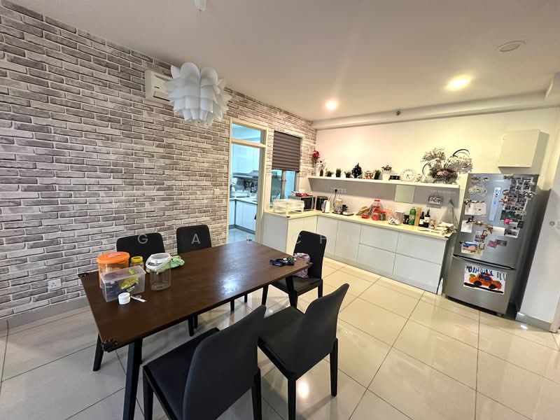 Pangsapuri untuk Disewa di Austin Suites (Permata Austin) - Grace Chiew - Dining Room - PropertyGuru.com.my