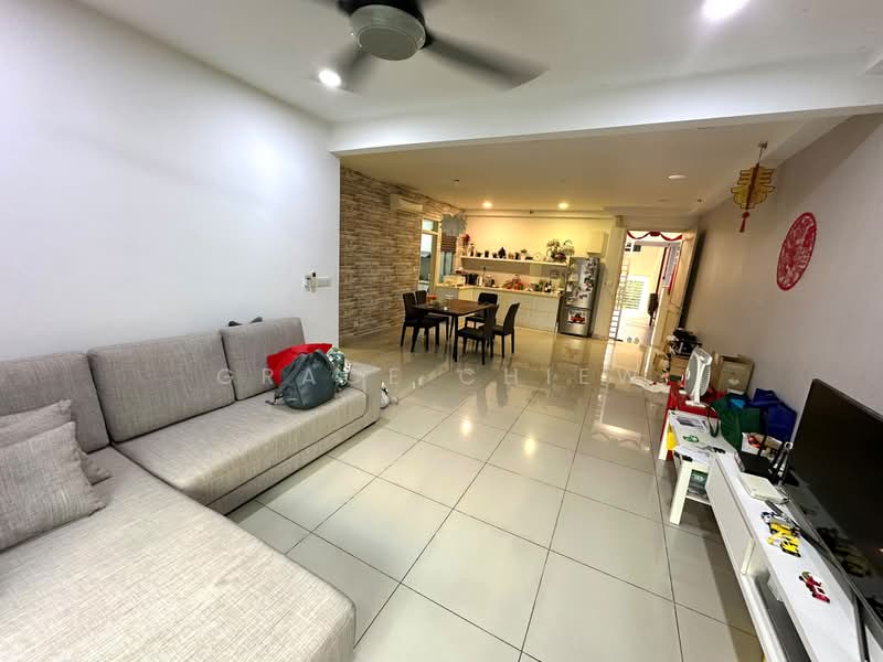 Pangsapuri untuk Disewa di Austin Suites (Permata Austin) - Grace Chiew - Living Room - PropertyGuru.com.my
