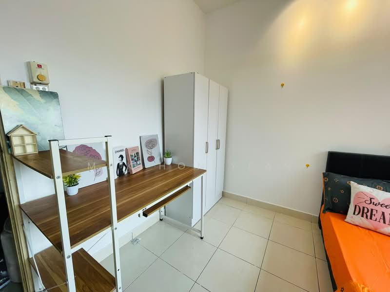 Condominium for Rent at Suriamas - Mak Hon Yean - Bedroom - PropertyGuru.com.my
