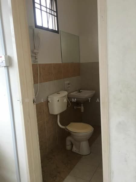 2-storey Terraced House for Sale in Bukit Indah (Iskandar Puteri (Nusajaya)) - William Tay - Bathroom - PropertyGuru.com.my