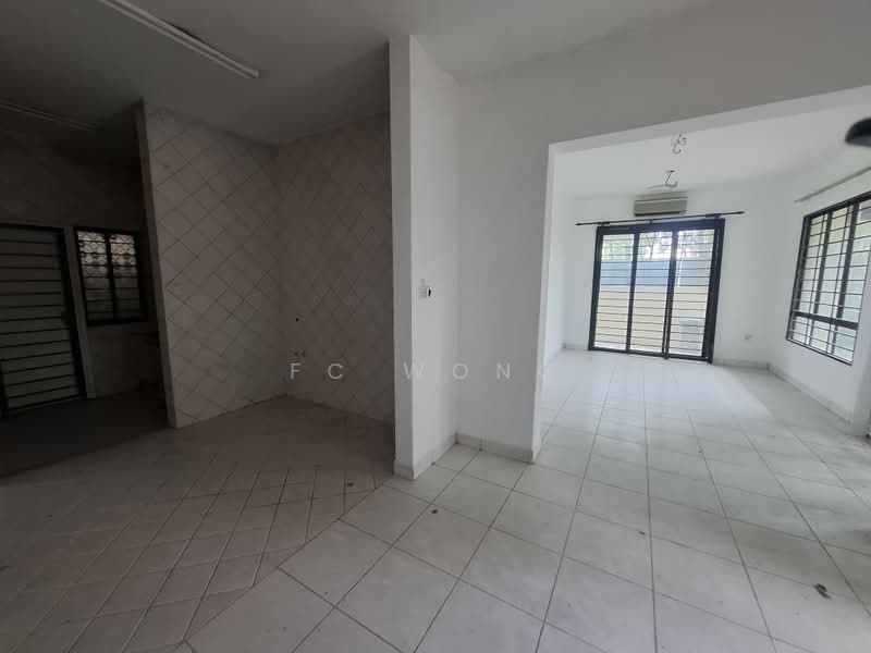 Condominium for Sale at Armanee - FC Wong - Interior Armanee Condominium for Sell - PropertyGuru.com.my
