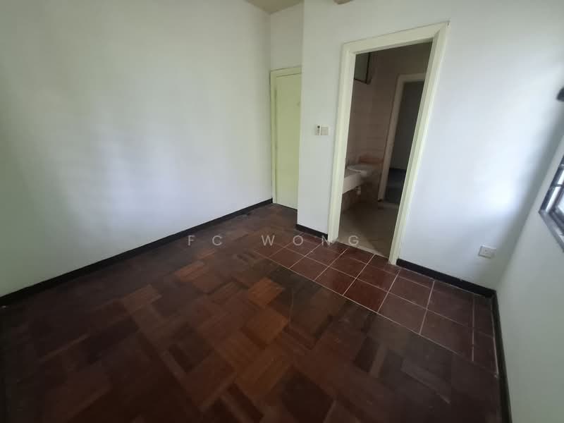 Condominium for Sale at Armanee - FC Wong - Interior of Armanee Condominium for Sell - PropertyGuru.com.my